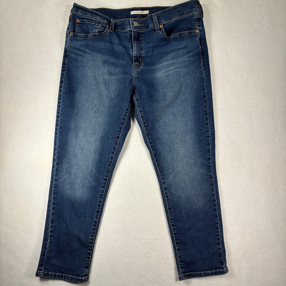 Levis Womens Boyfriend Jeans Mid Rise Size 33 L27